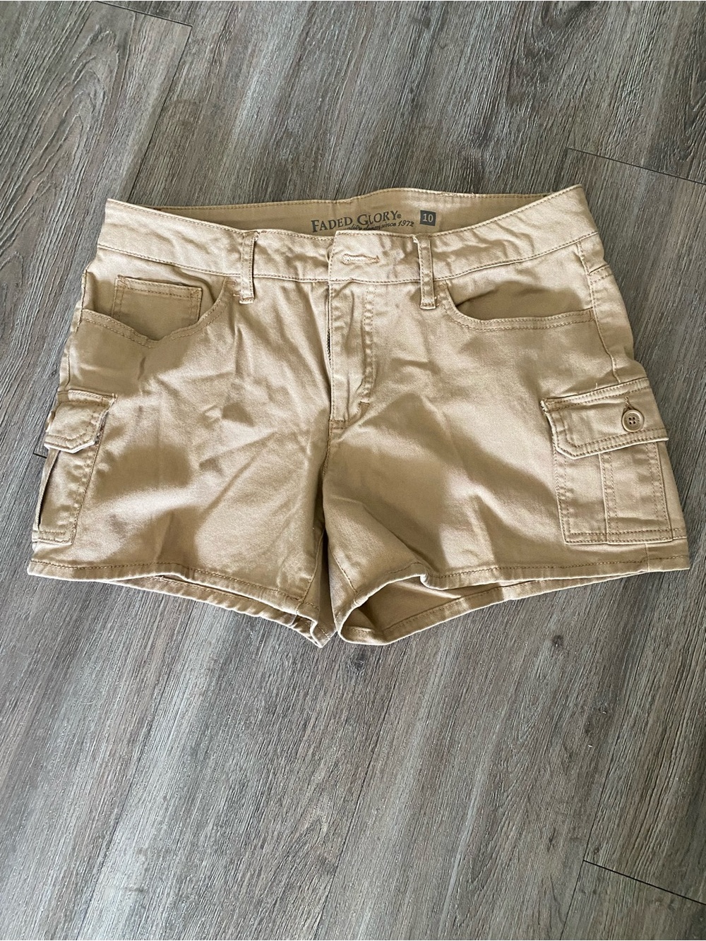 Faded Glory Quality Denim Khaki Cargo Shorts with Flap Pockets